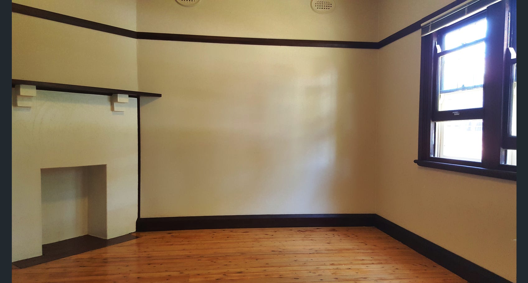 Photo of room in 2220 5