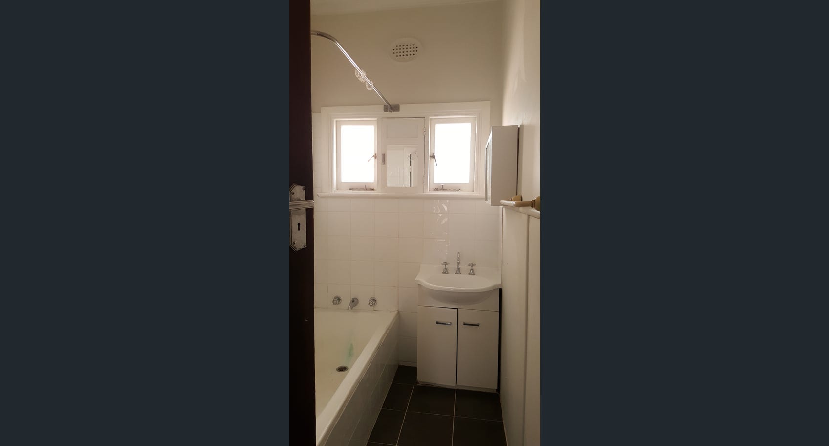 Photo of room in 2220 3