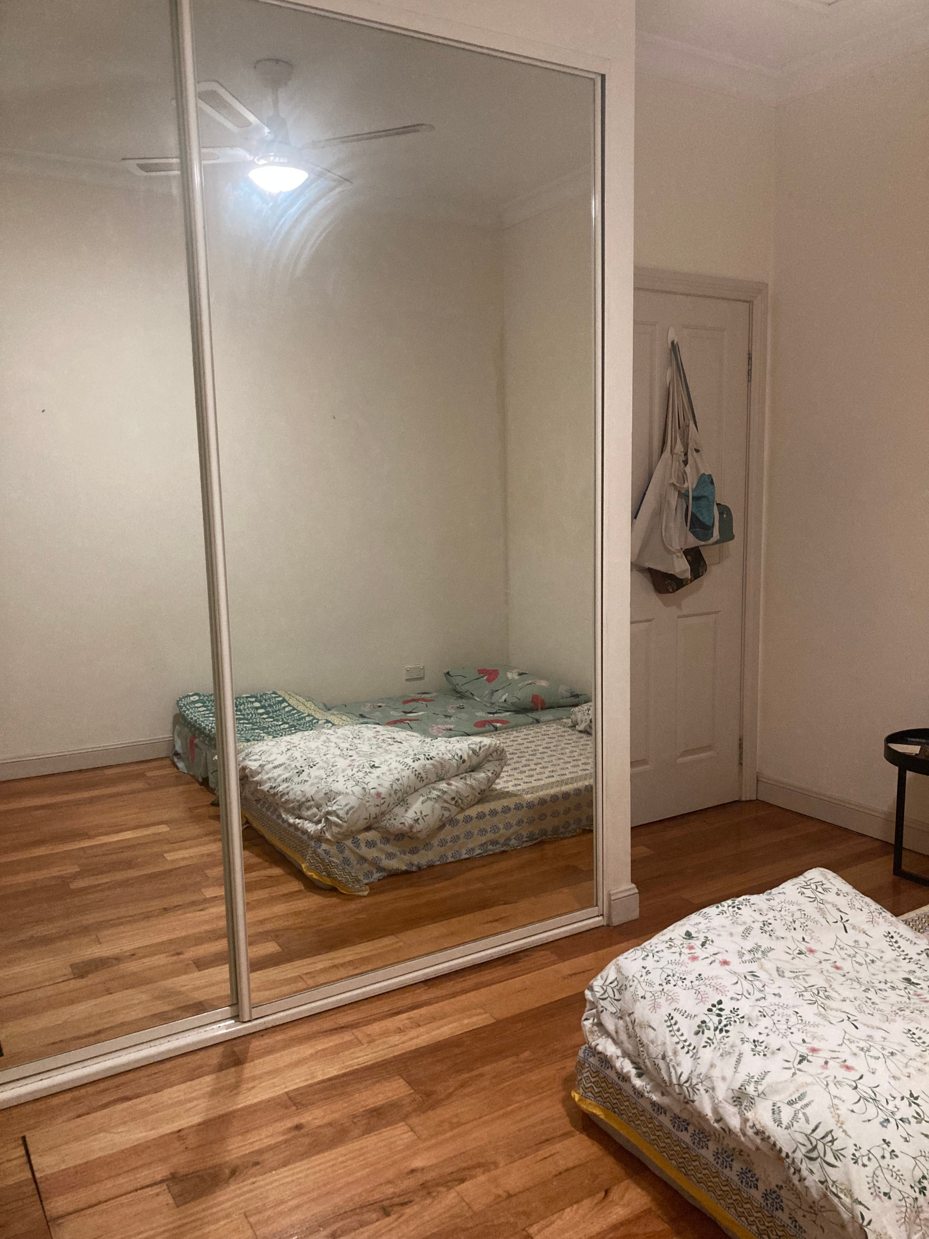 Photo of room in 2038 4