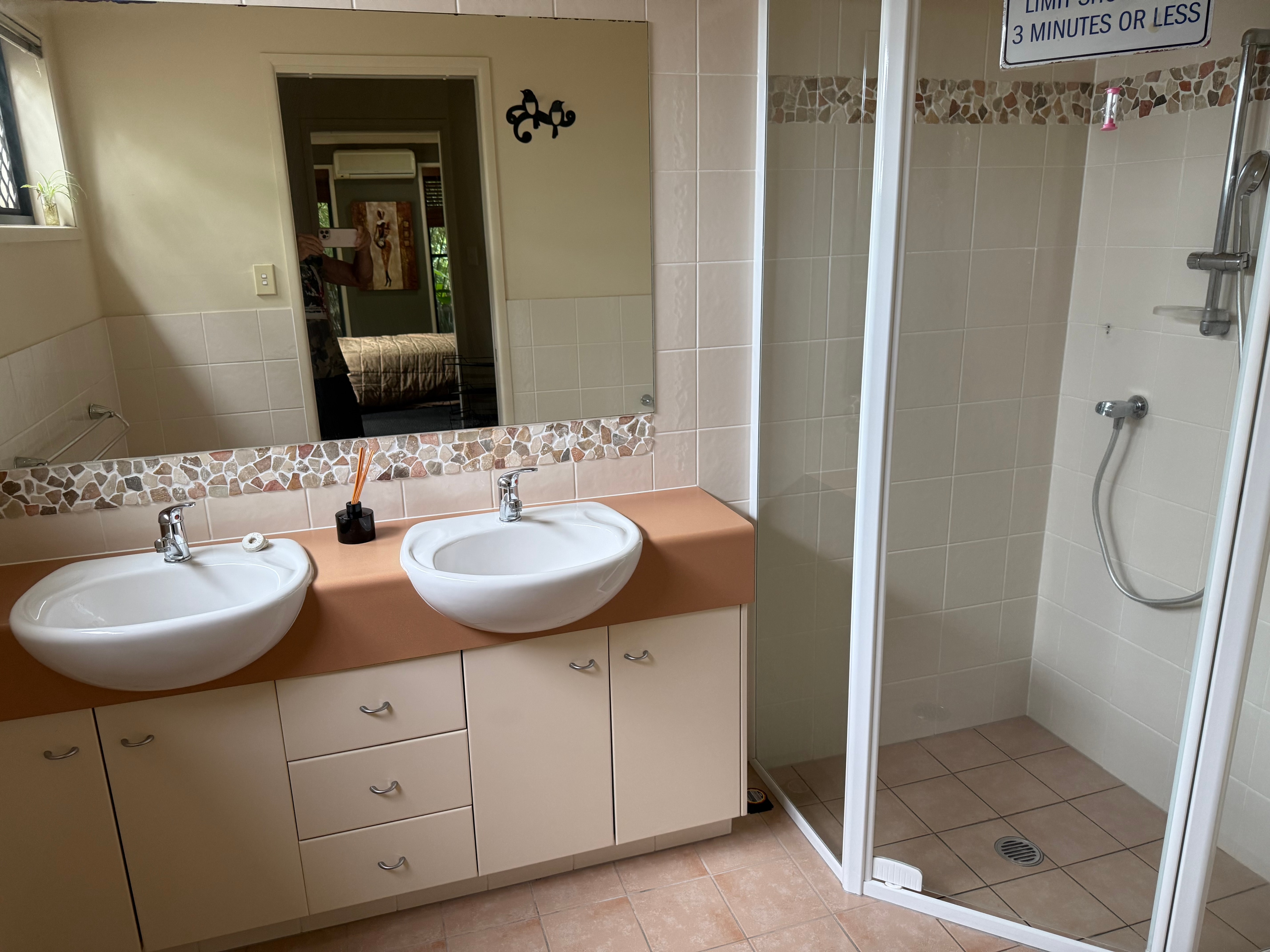 Photo of room in 4214 4