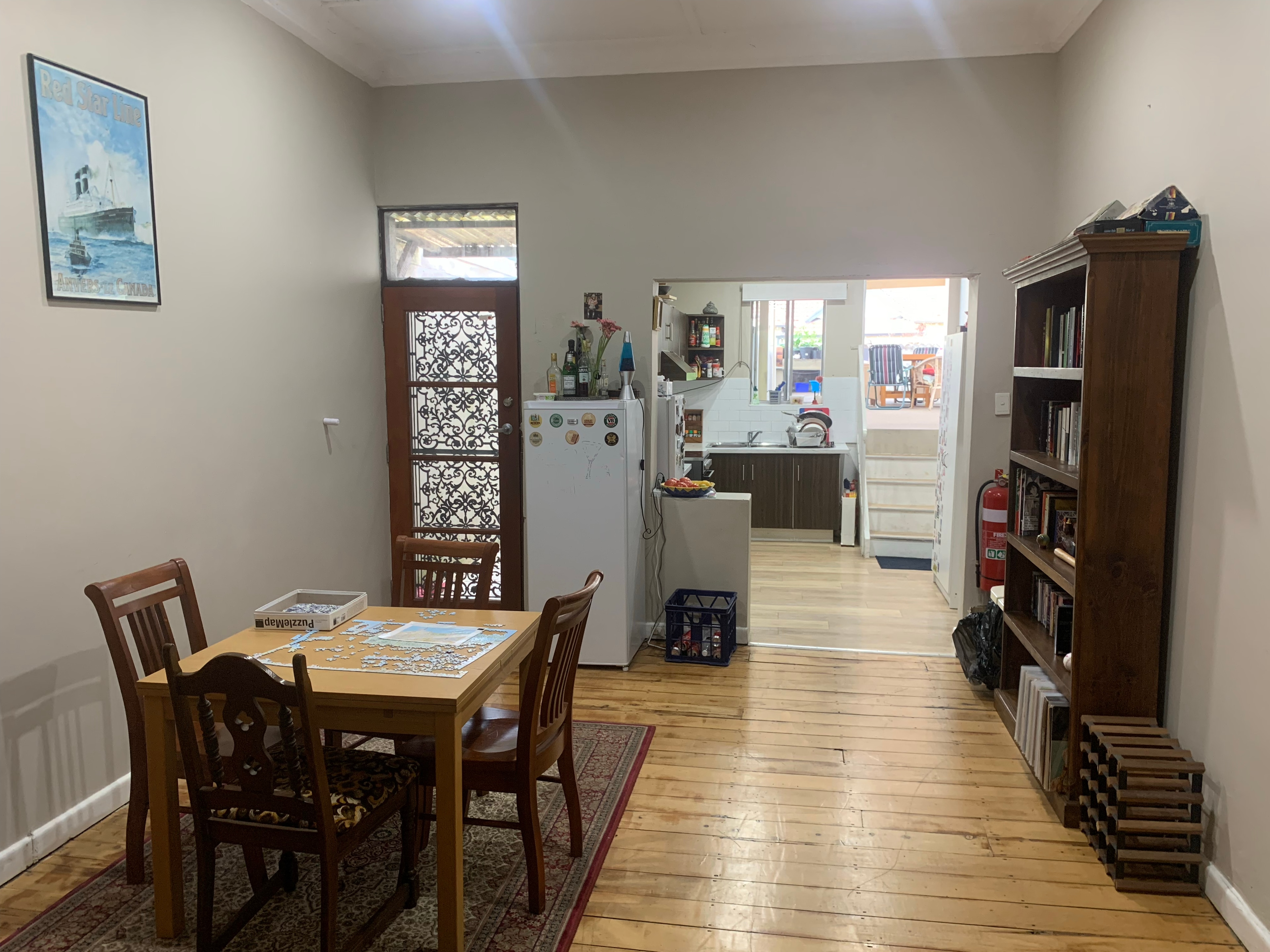 Photo of room in 2049 4