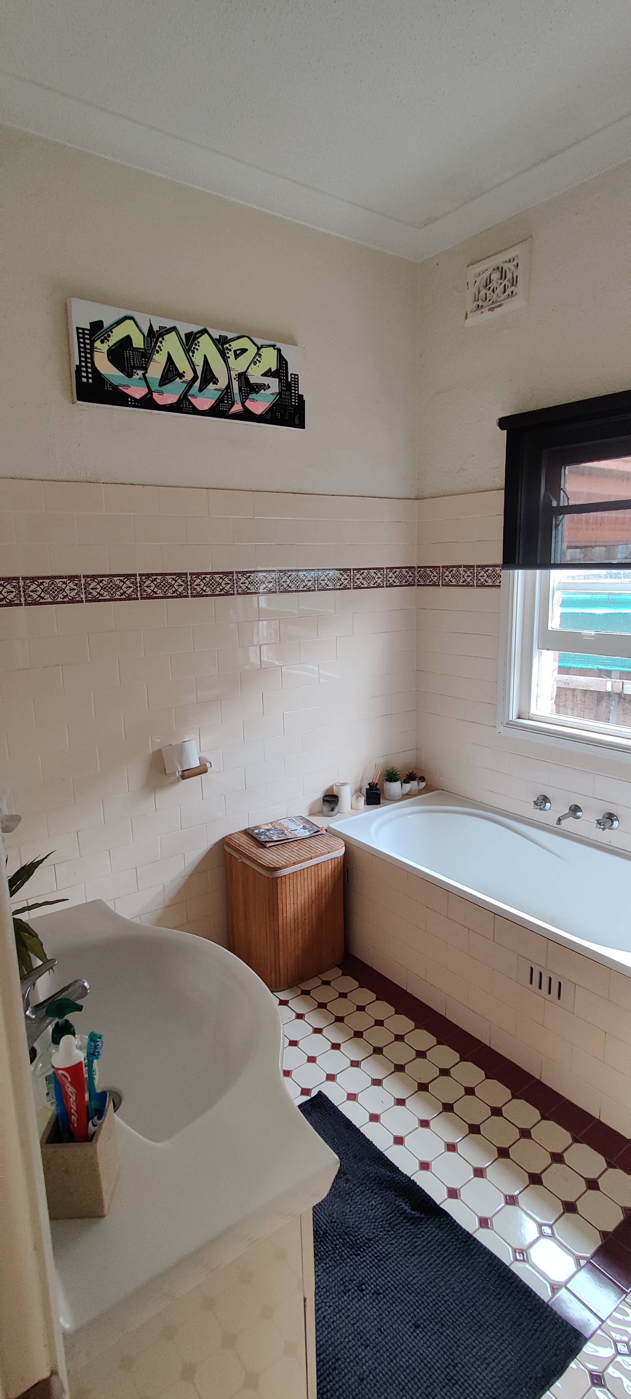 Photo of room in 2132 5