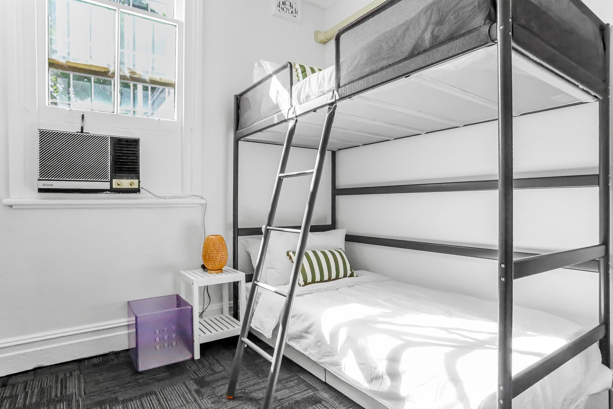 Photo of room in 2008 8