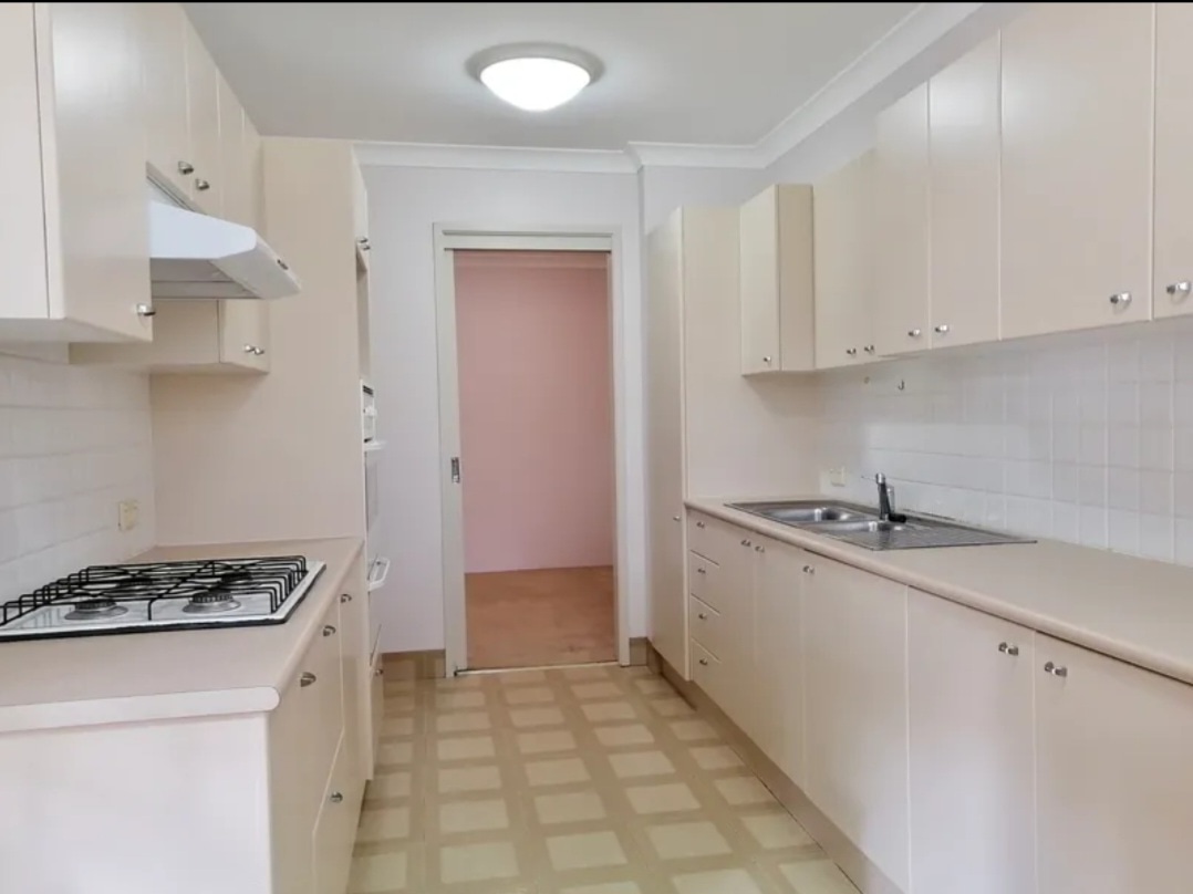 Photo of room in 2122 2
