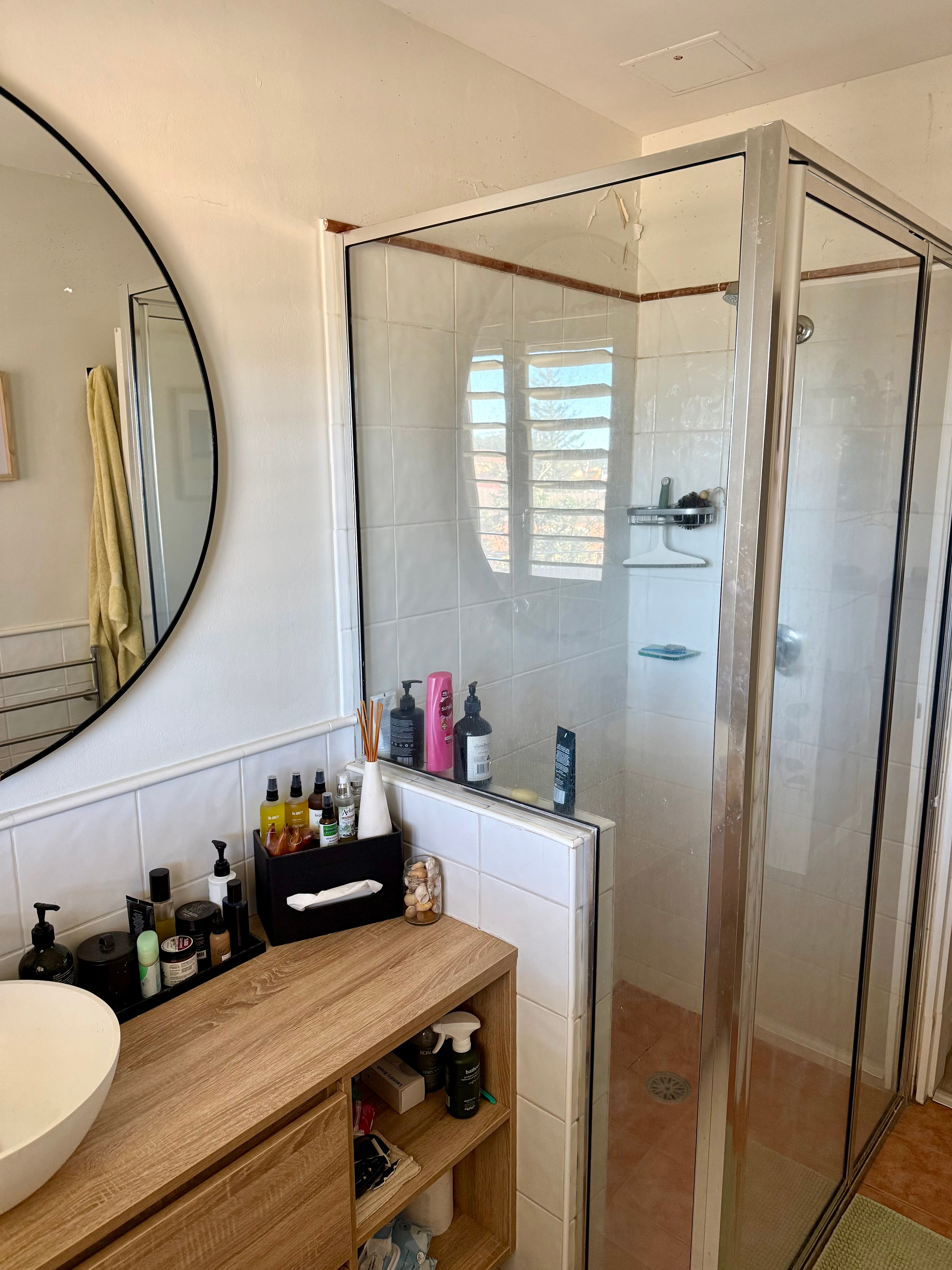 Photo of room in 2096 8