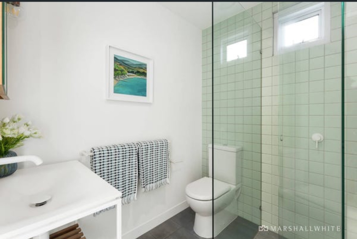 Photo of room in 3205 4
