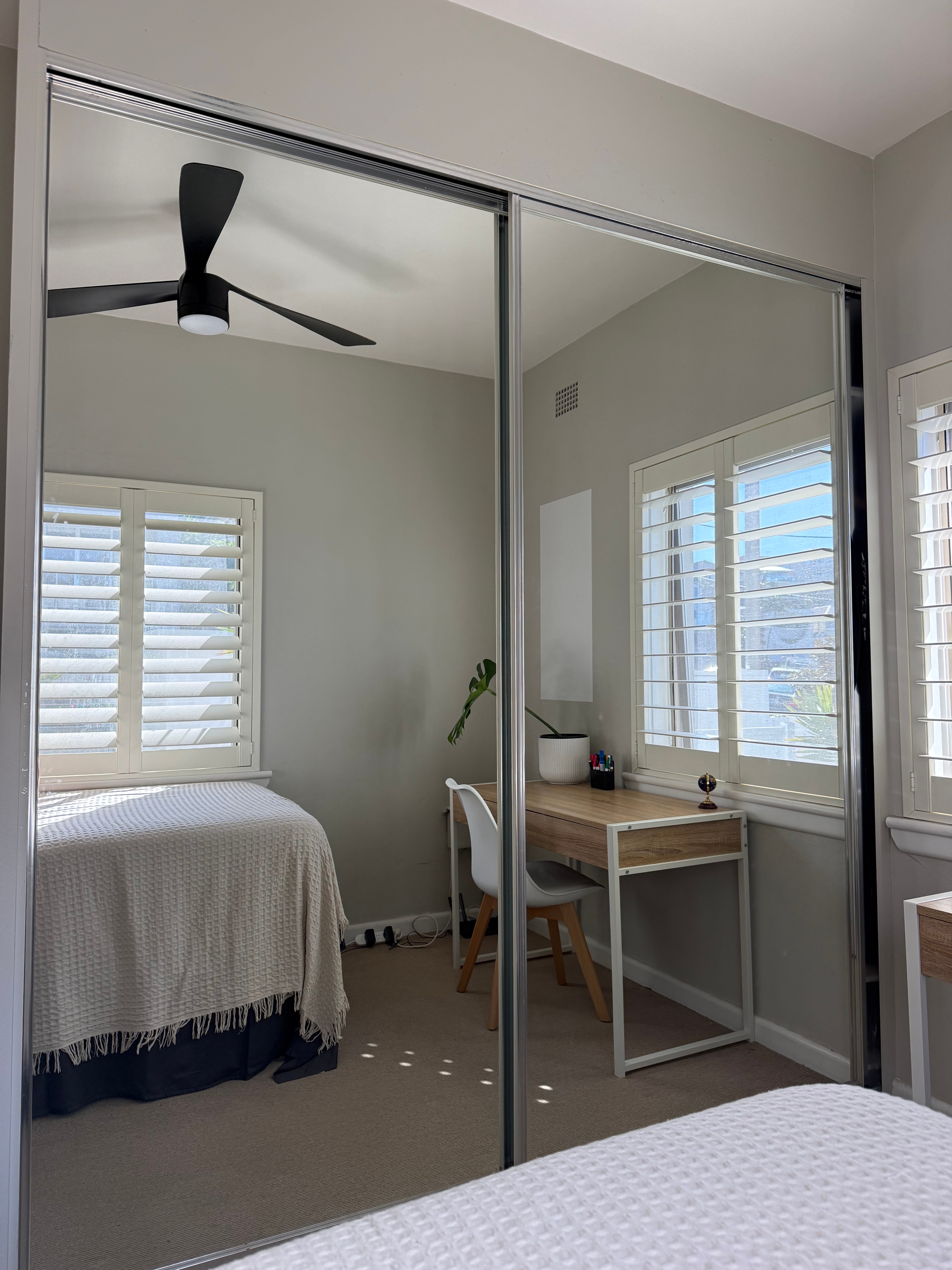 Photo of room in 2096 2