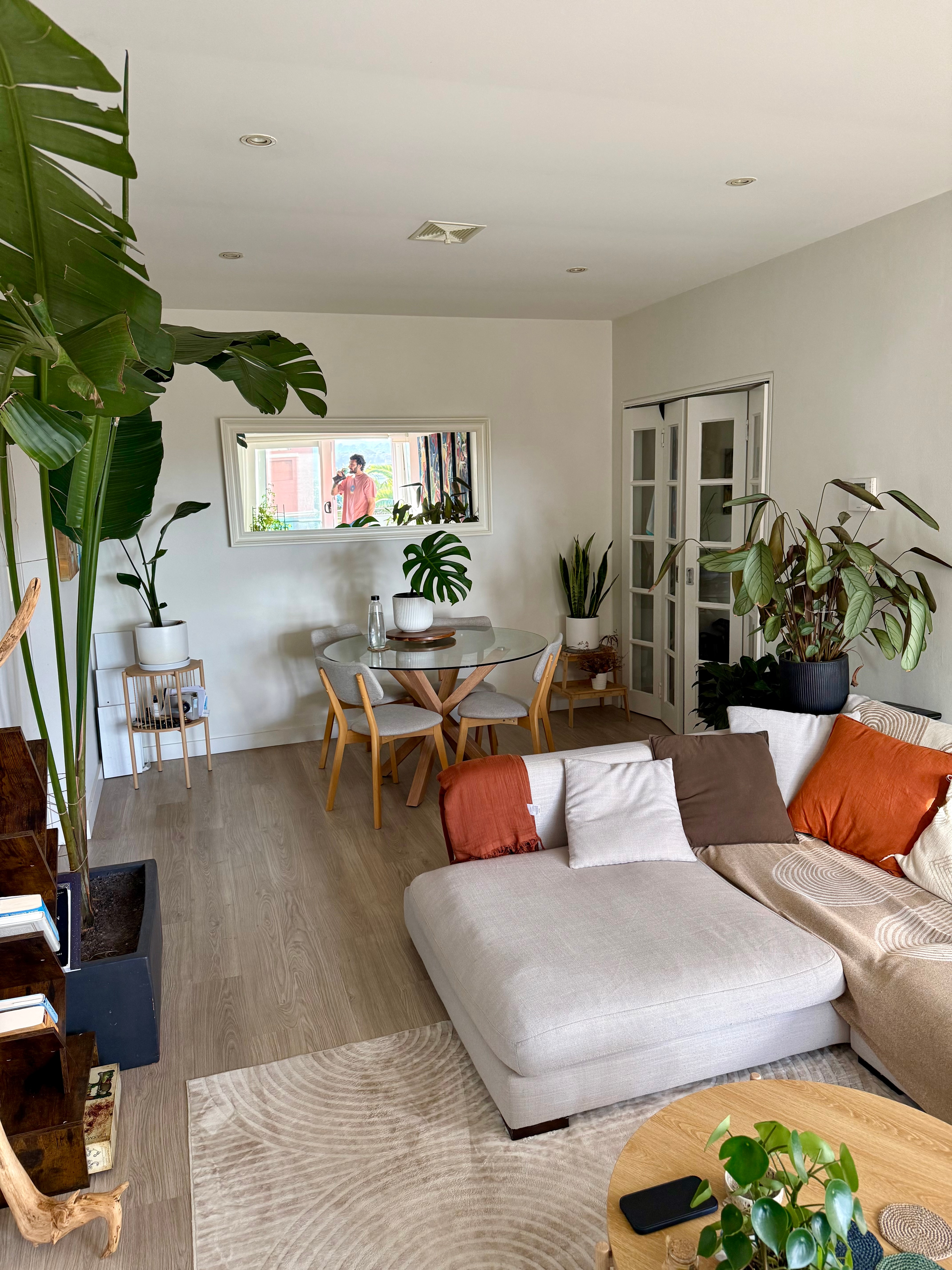 Photo of room in 2096 15