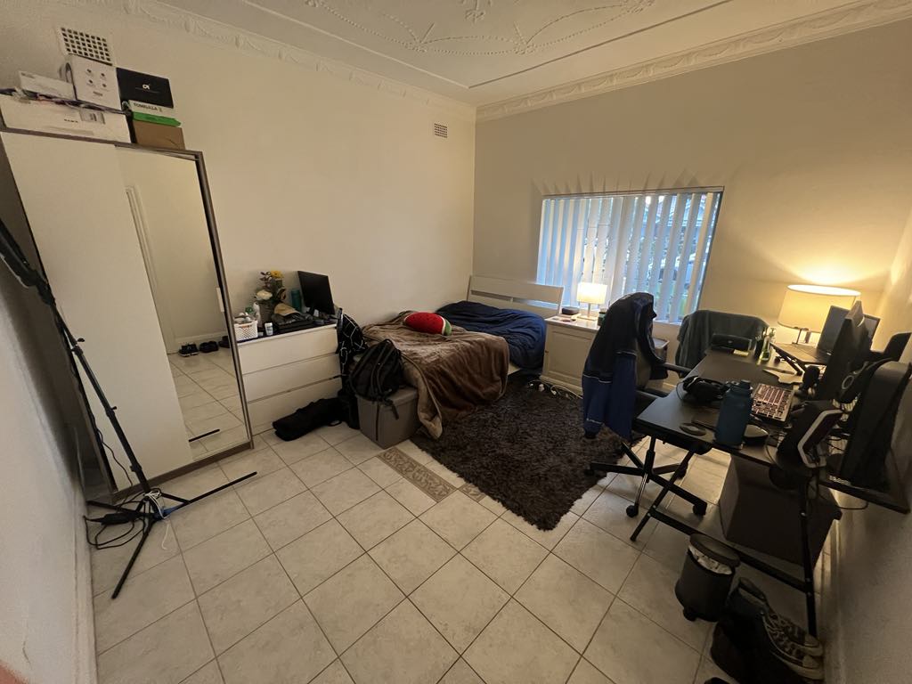 Photo of room in 2033 4