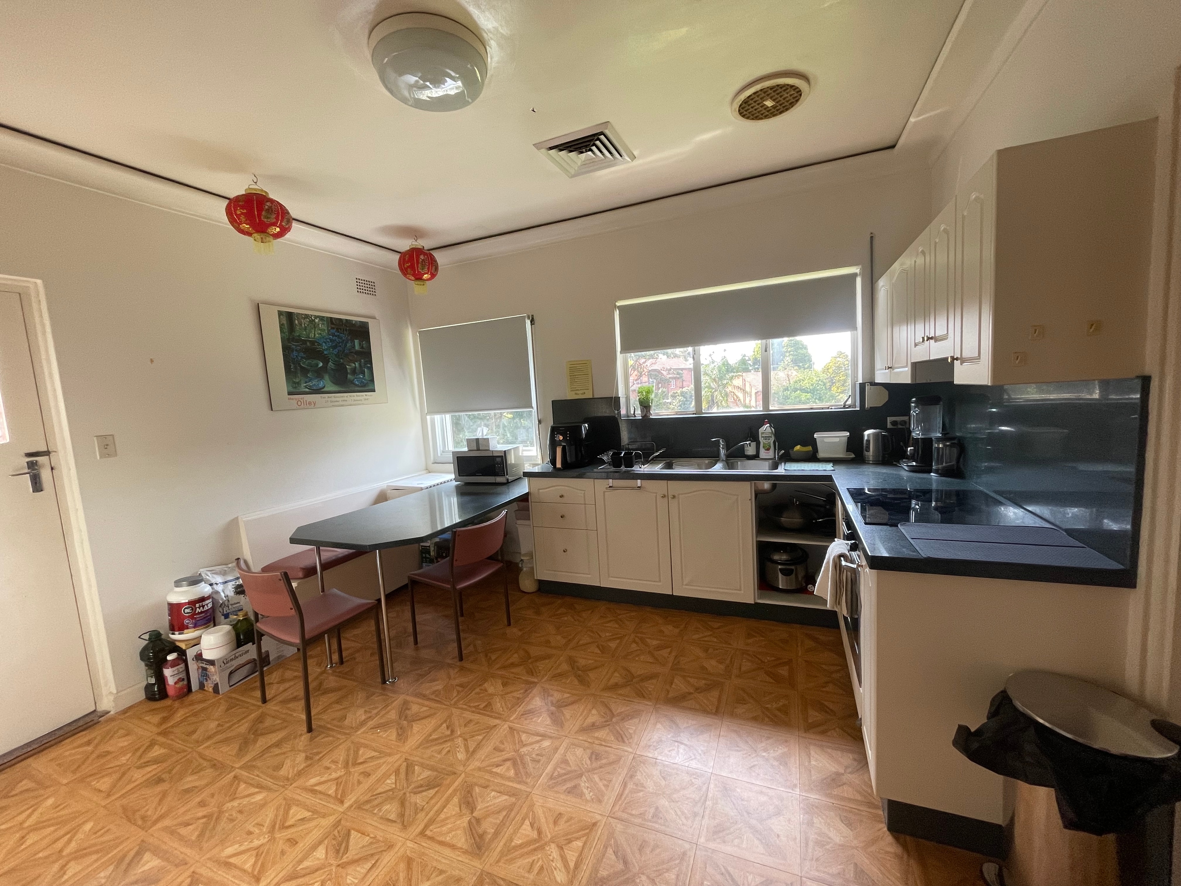 Photo of room in 2114 2