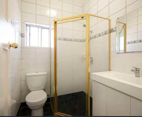 Photo of room in 2033 2