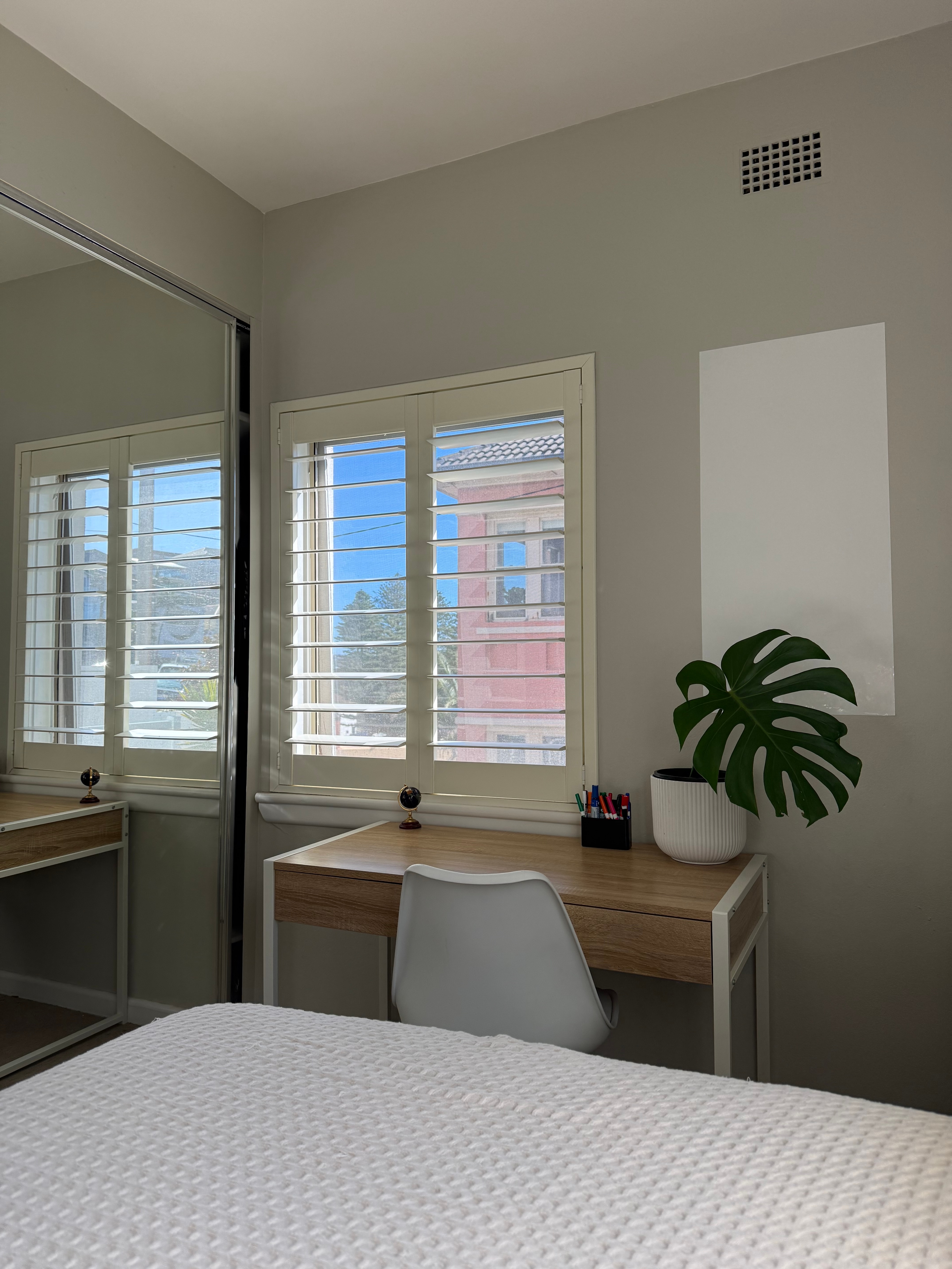 Photo of room in 2096 1