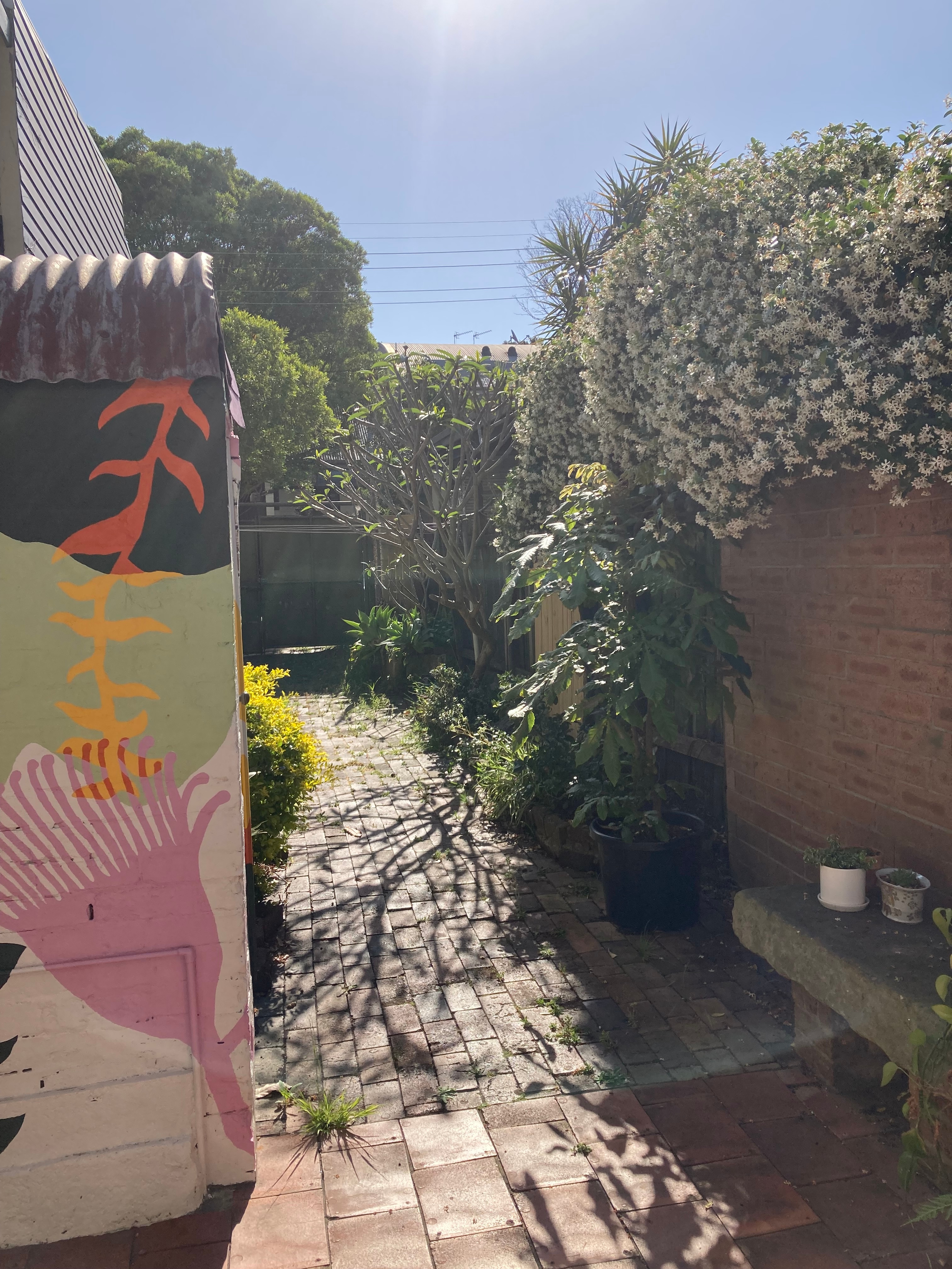 Photo of room in 2043 4