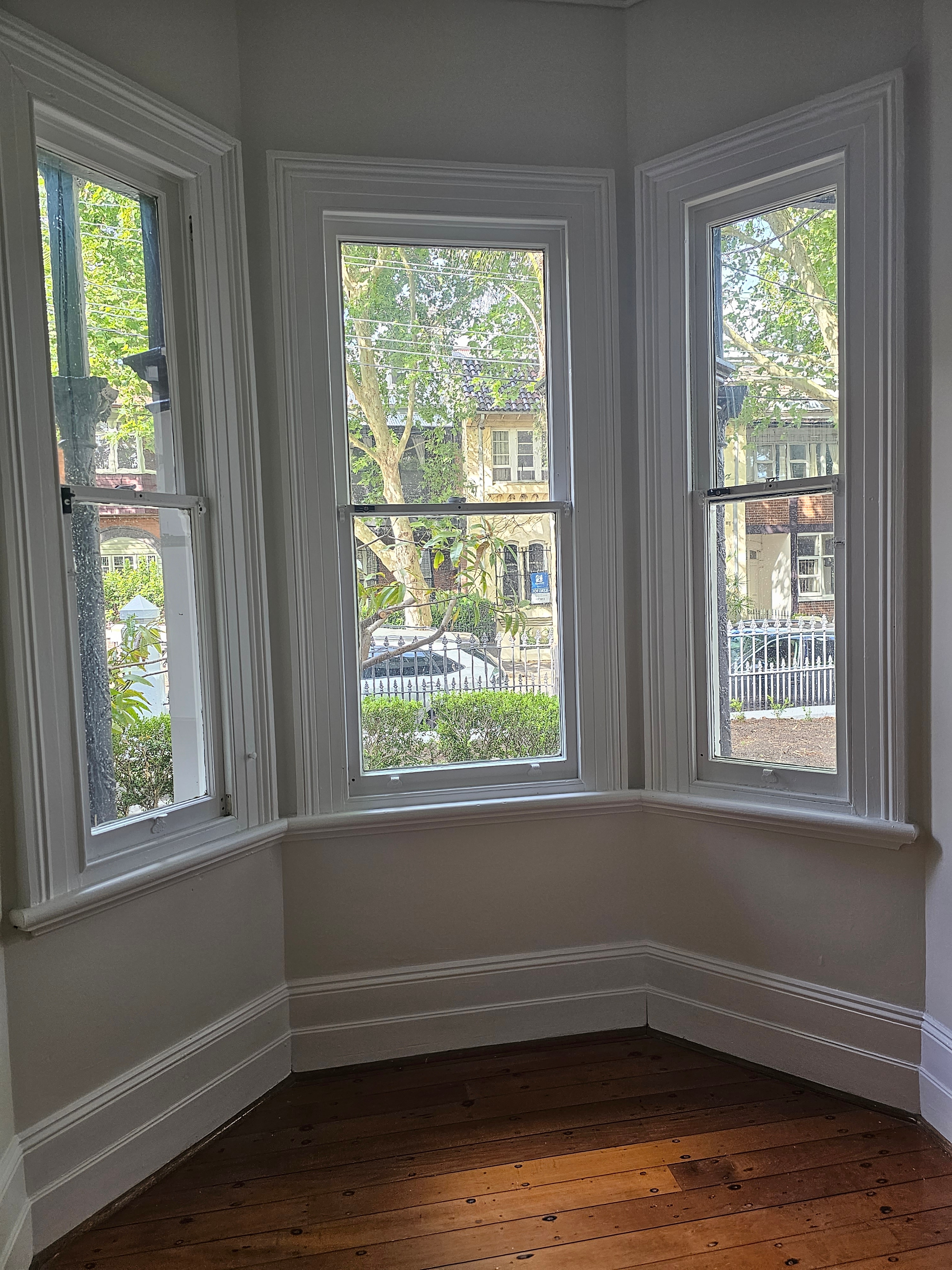 Photo of room in 2037 5