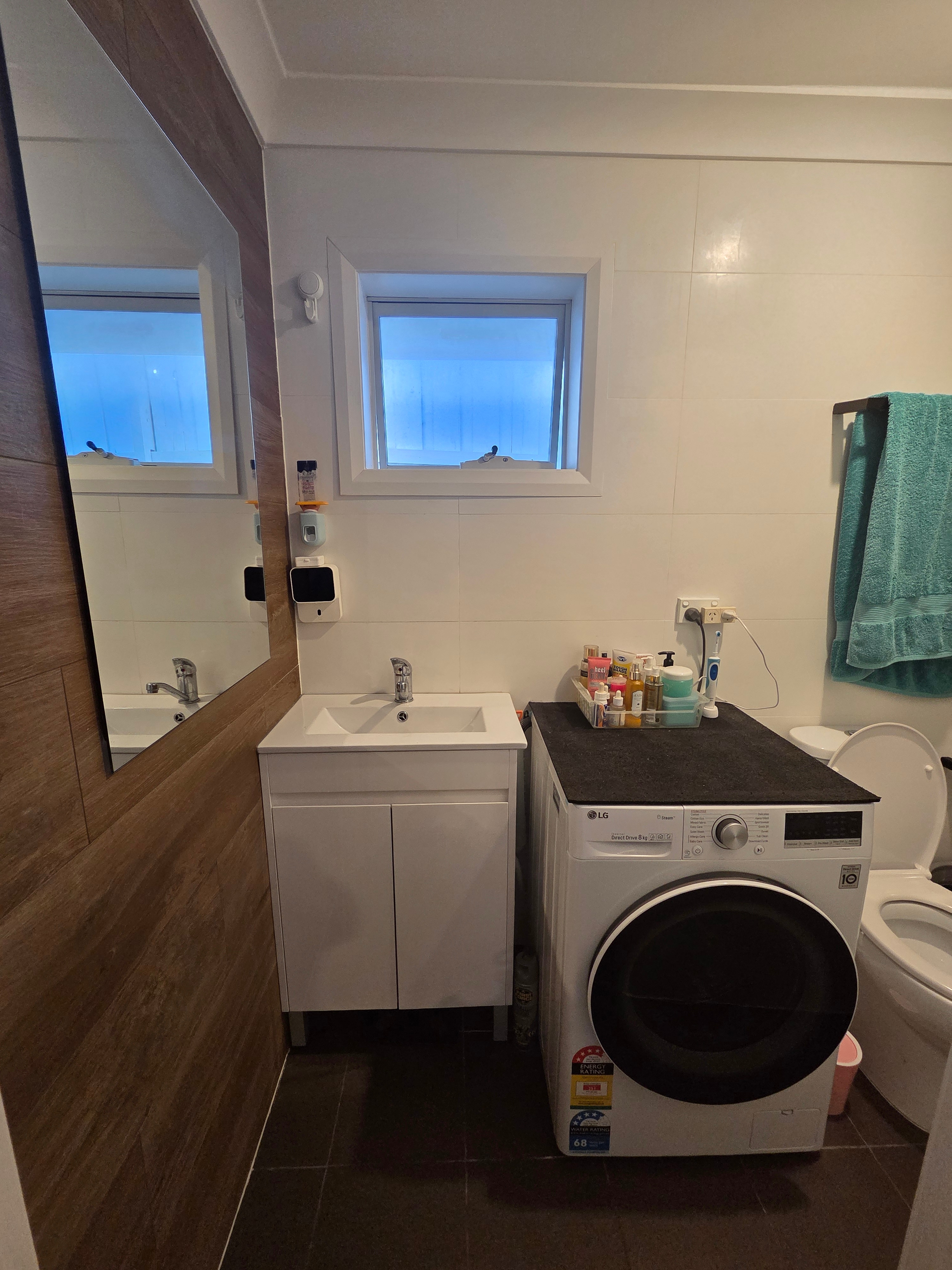 Photo of room in 2143 2