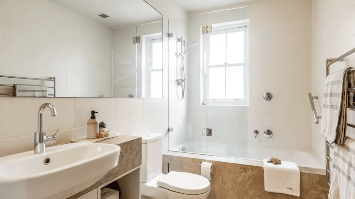 Photo of room in 2041 4