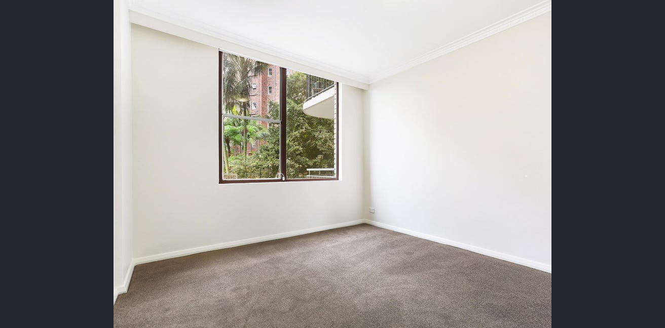 Photo of room in 2011 3