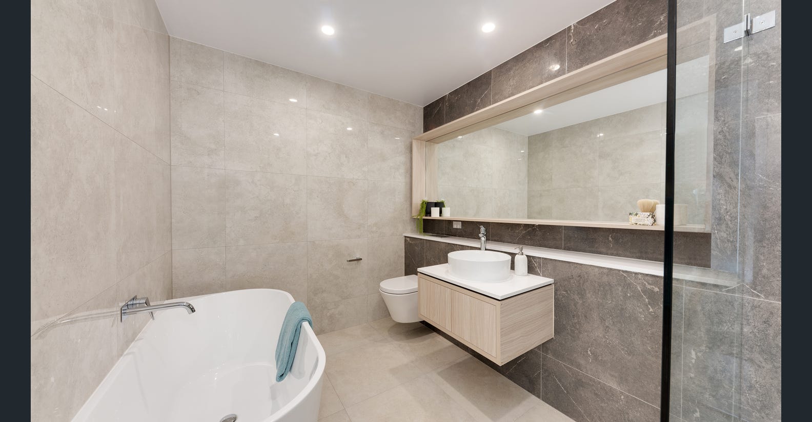 Photo of room in 2127 2