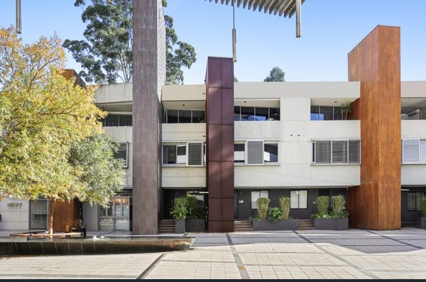 Photo of room in 2010 6