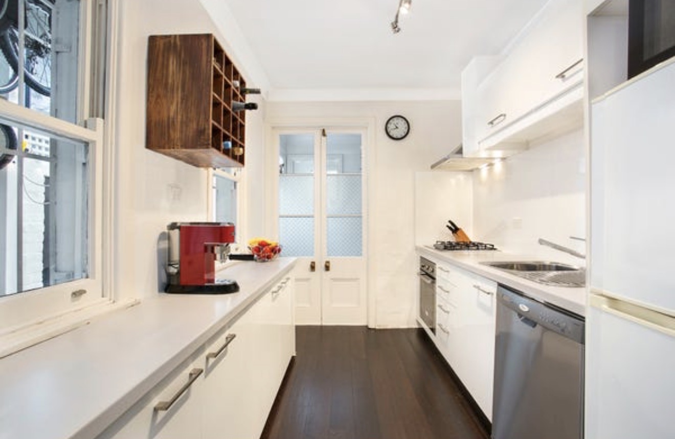 Photo of room in 2027 7