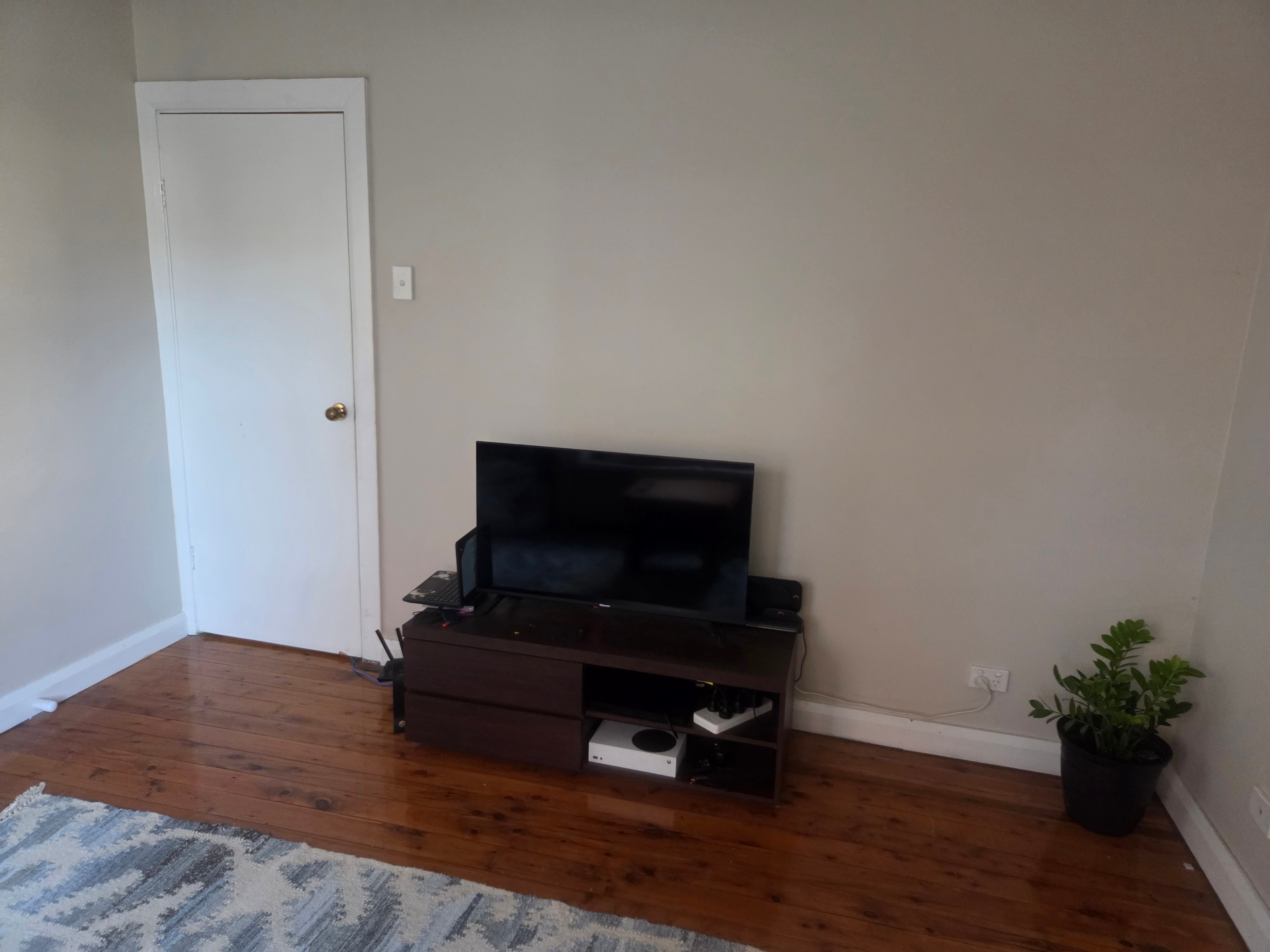 Photo of room in 2500 10
