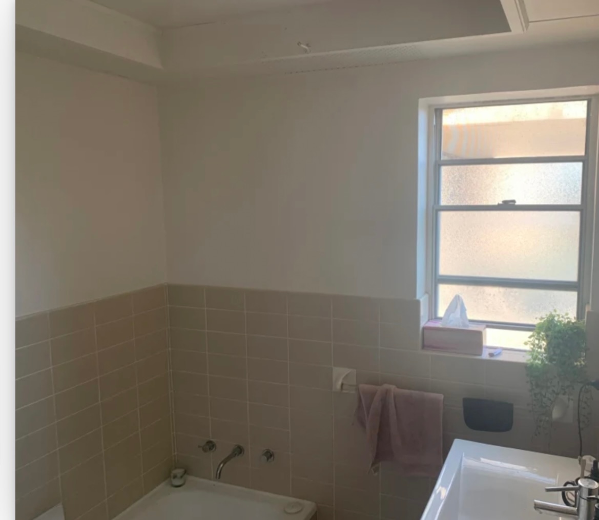 Photo of room in 2047 10