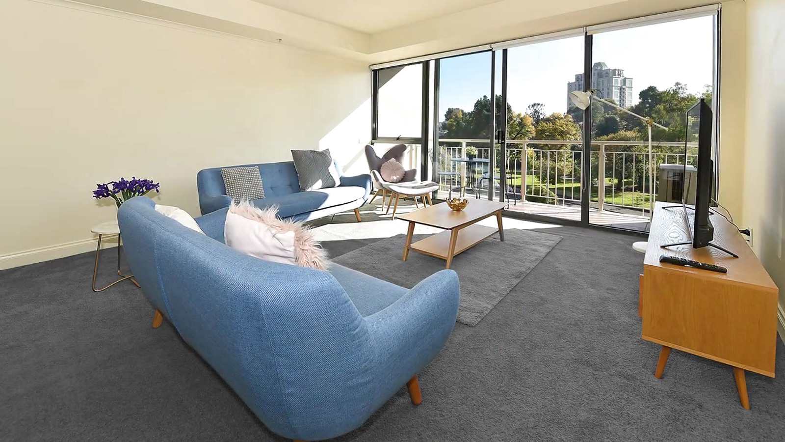 Photo of room in 3000 0