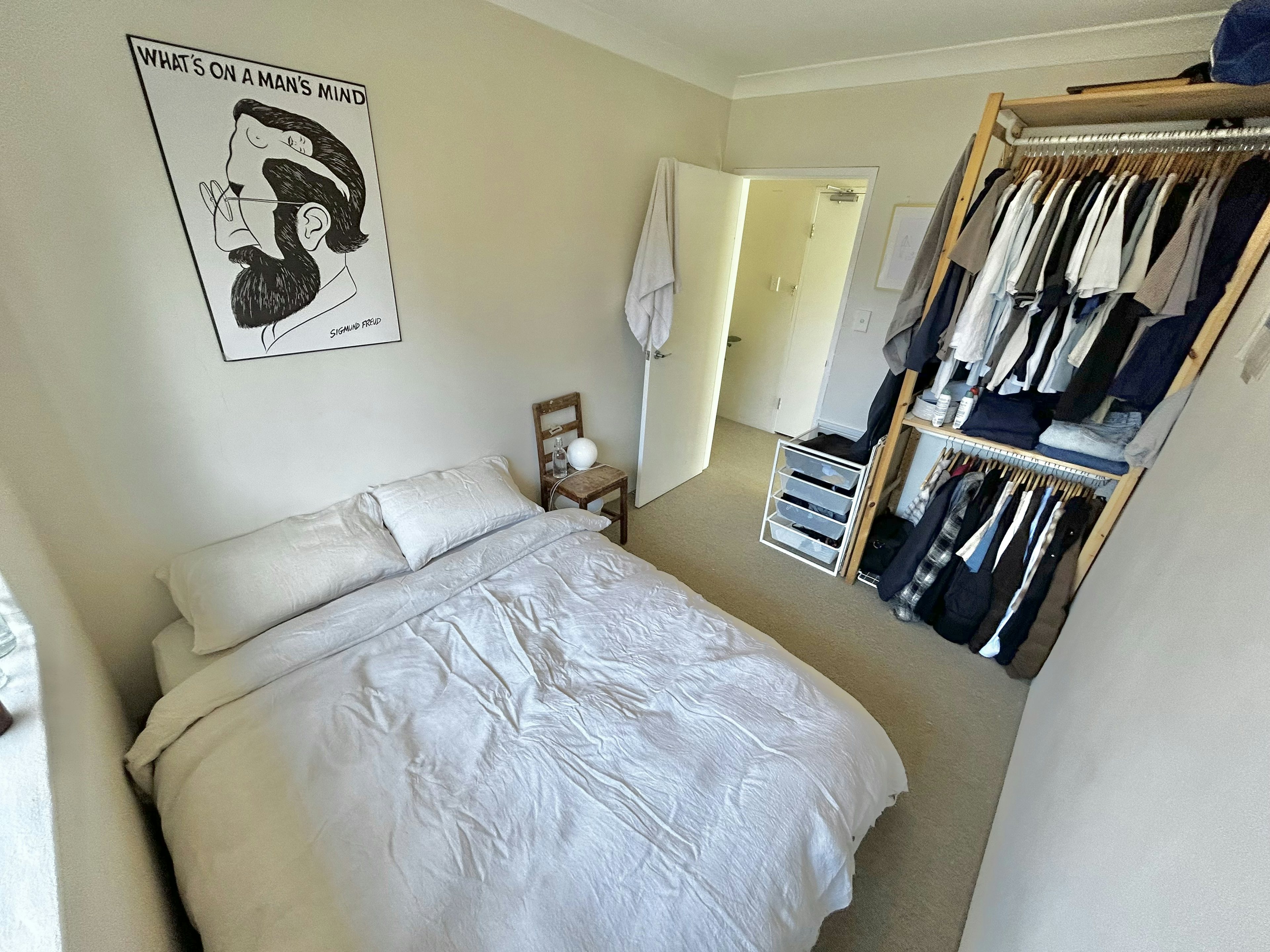 Photo of room in 2096 2