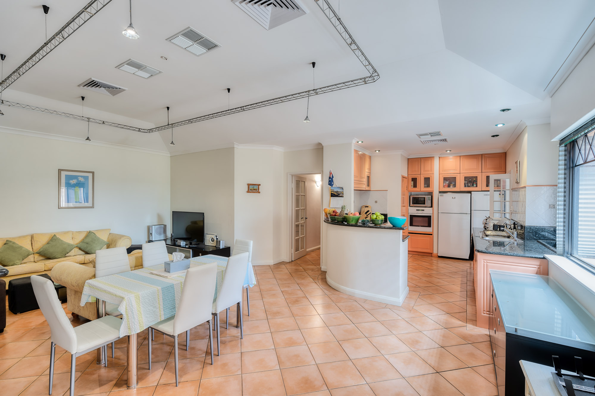 Photo of room in 6152 12