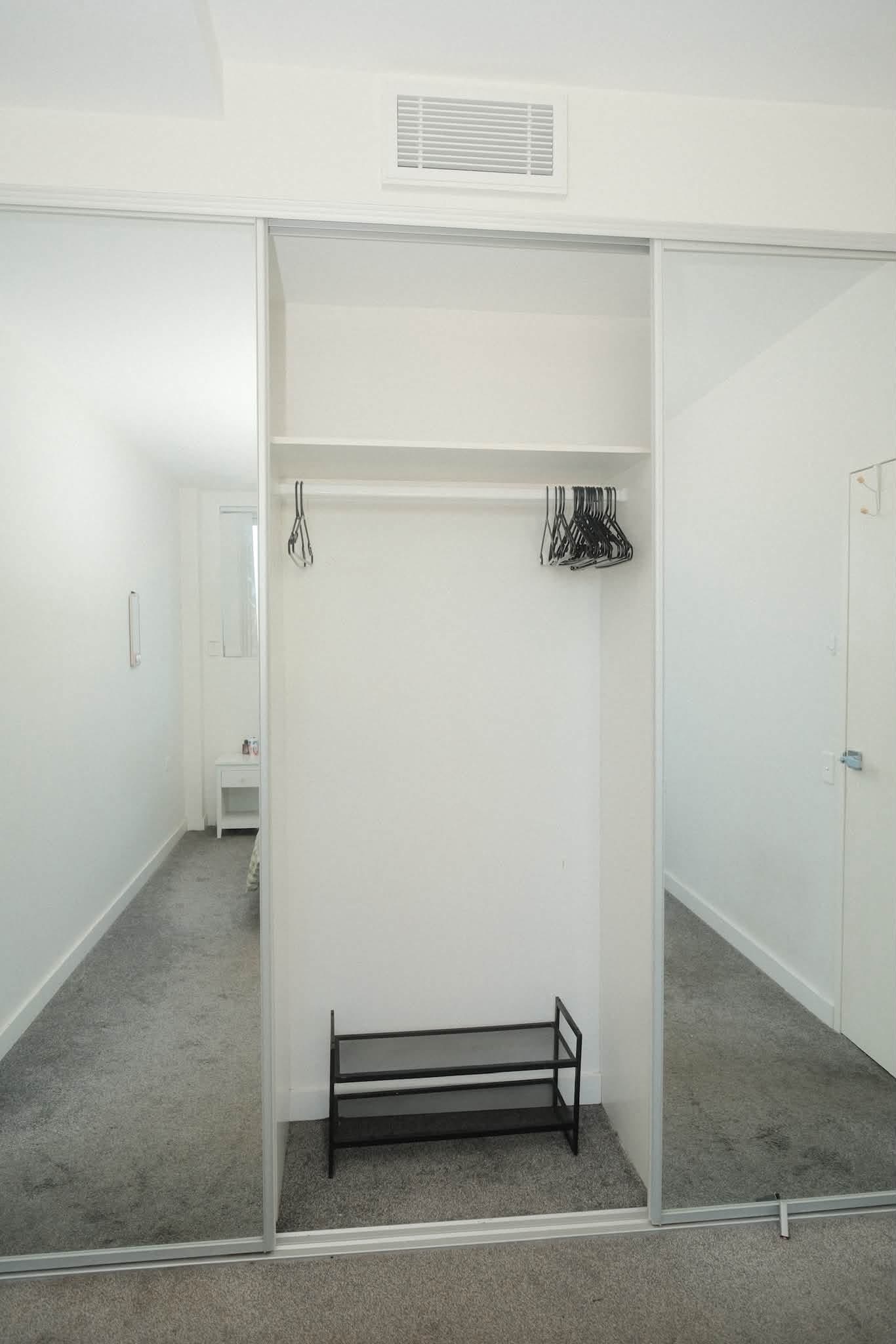 Photo of room in 2204 8