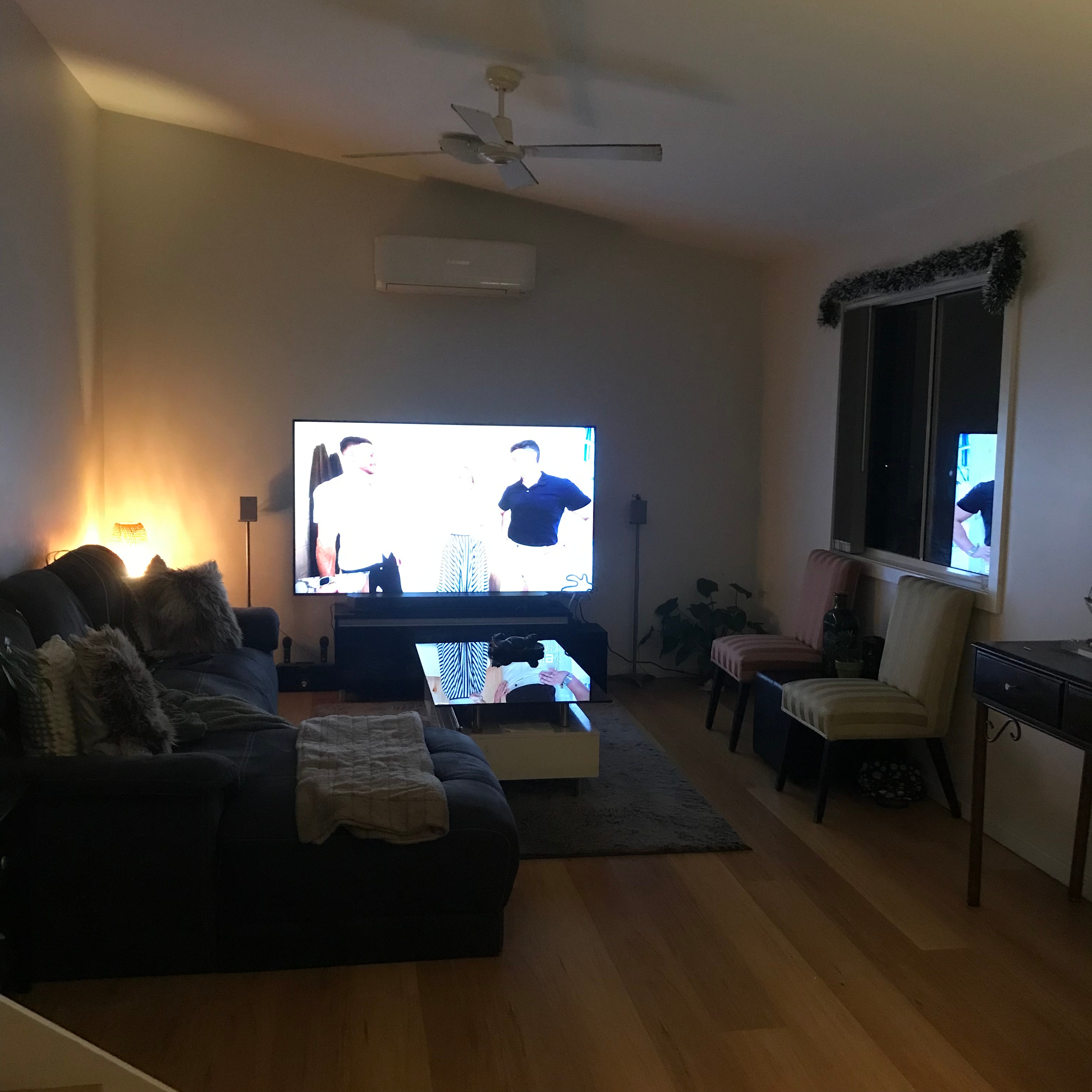 Photo of room in 2099 0