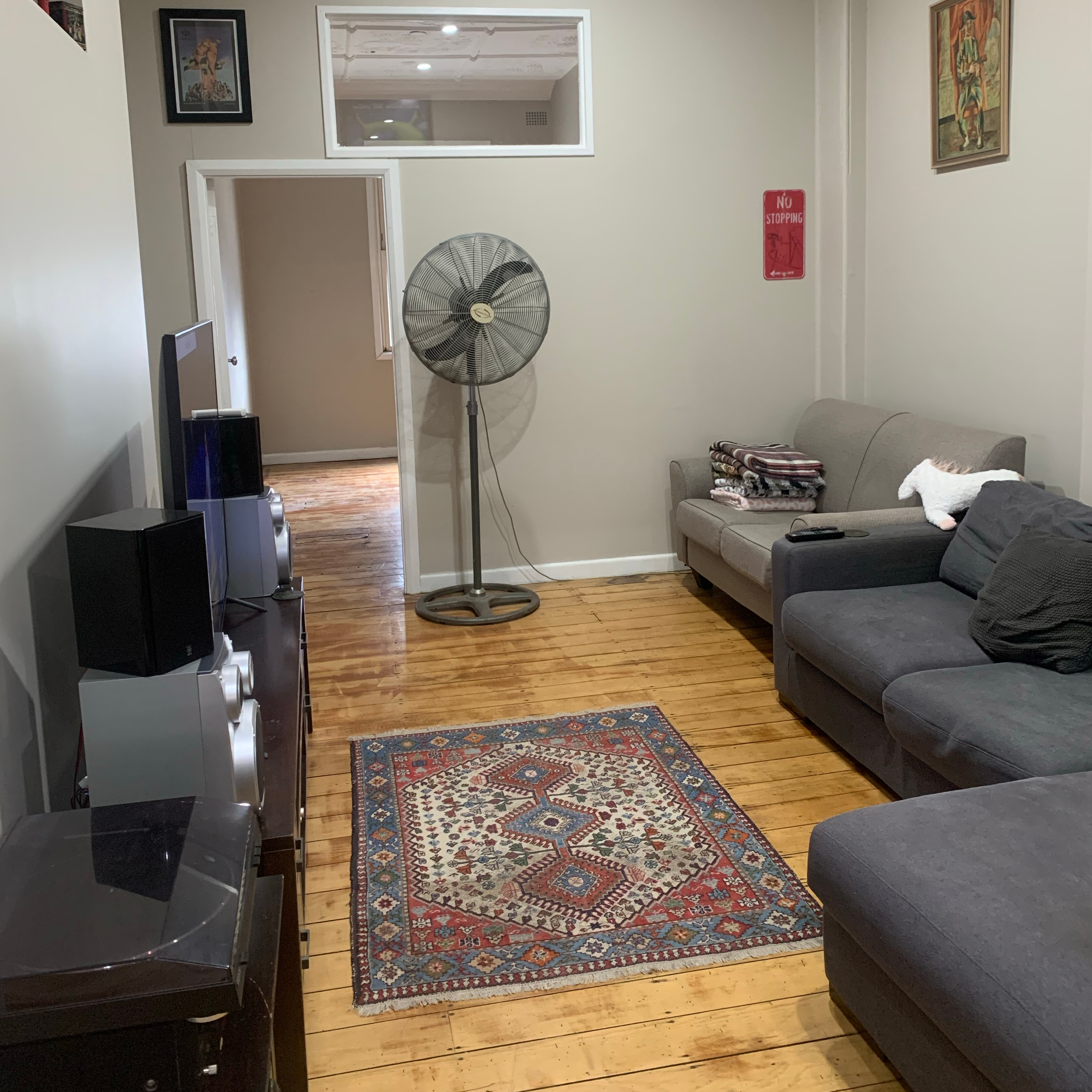 Photo of room in 2049 2