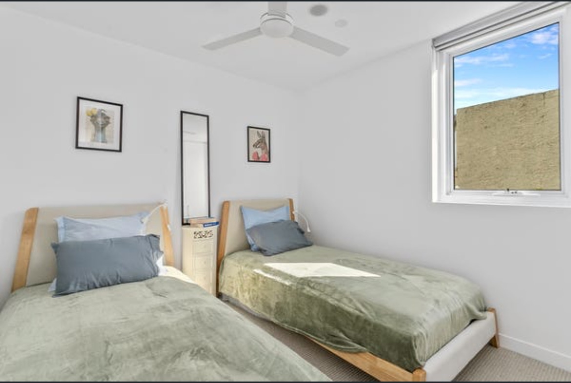 Photo of room in 3205 2