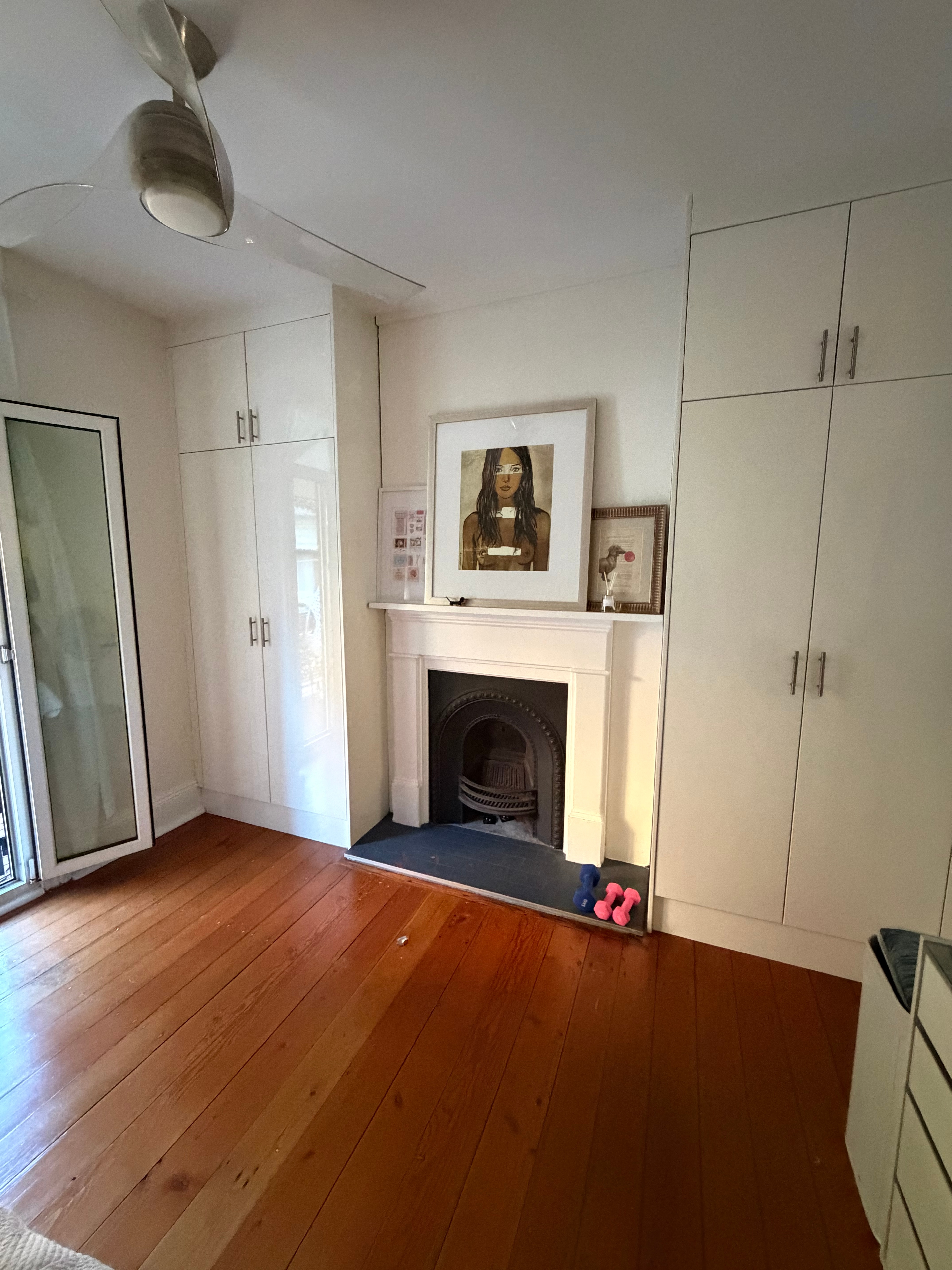 Photo of room in 2027 1