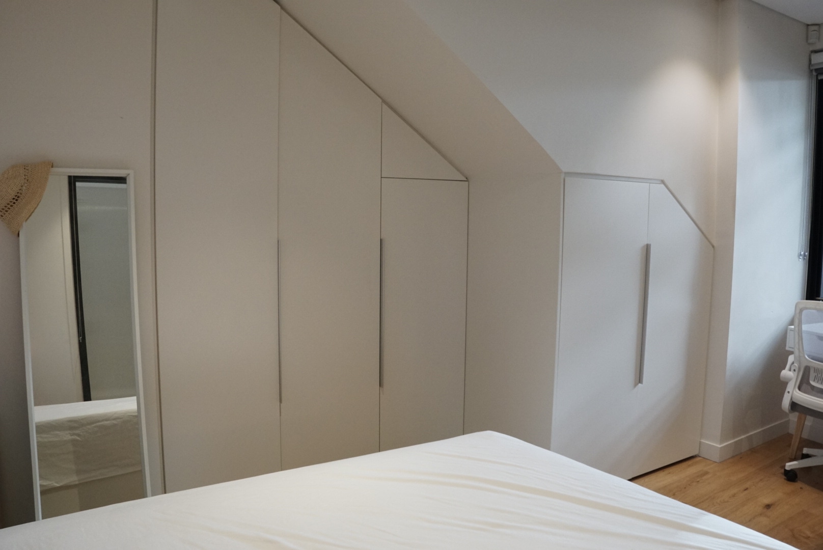 Photo of room in 2010 4