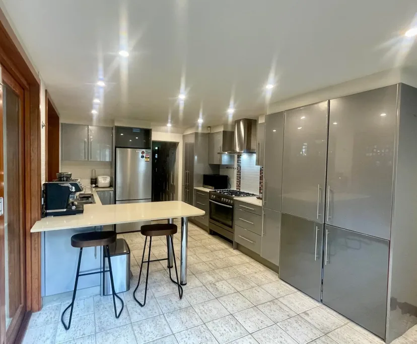 Photo of room in 2041 6
