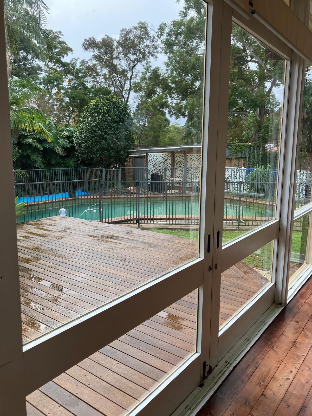 Photo of room in 2073 0