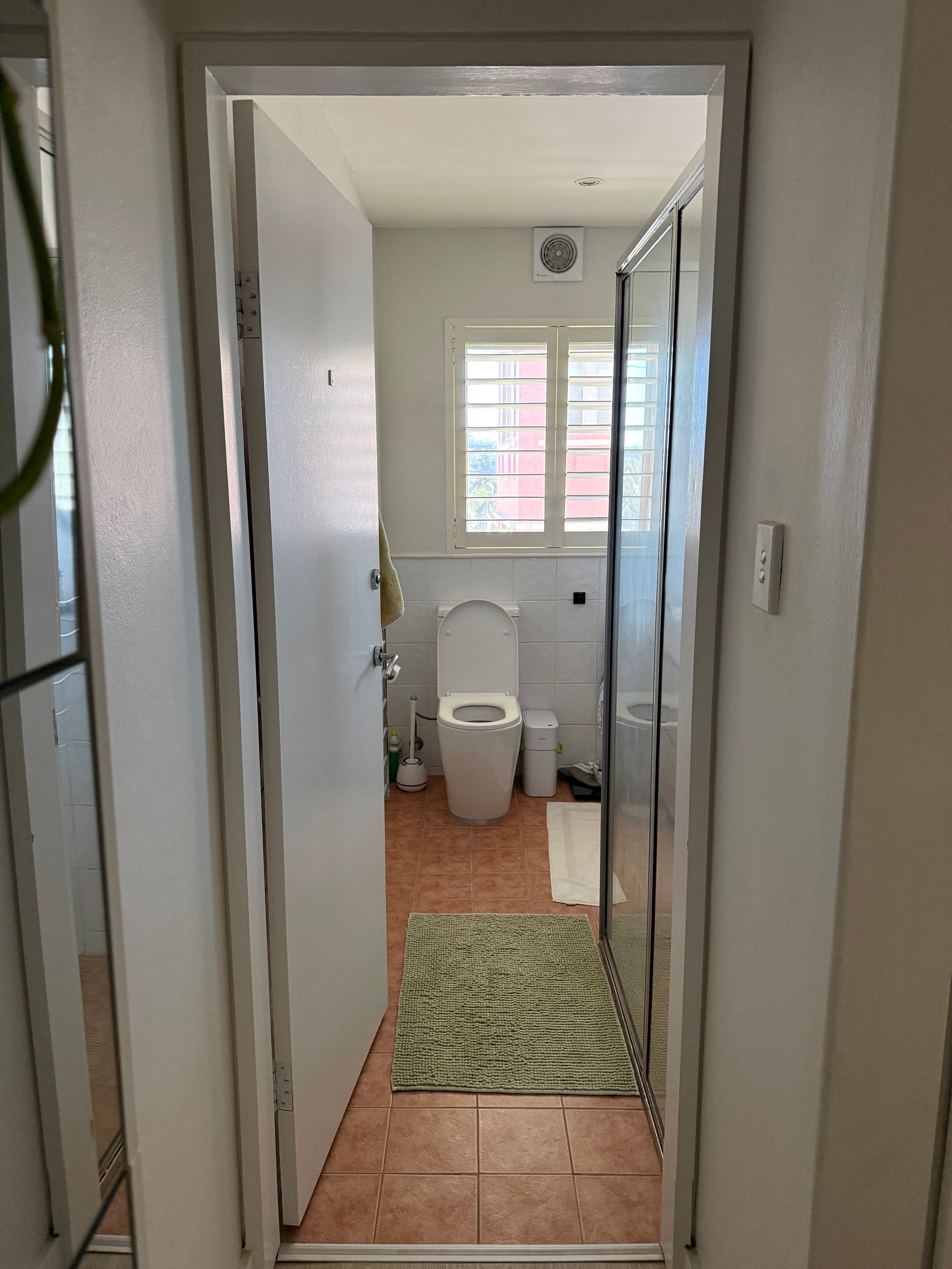Photo of room in 2096 6