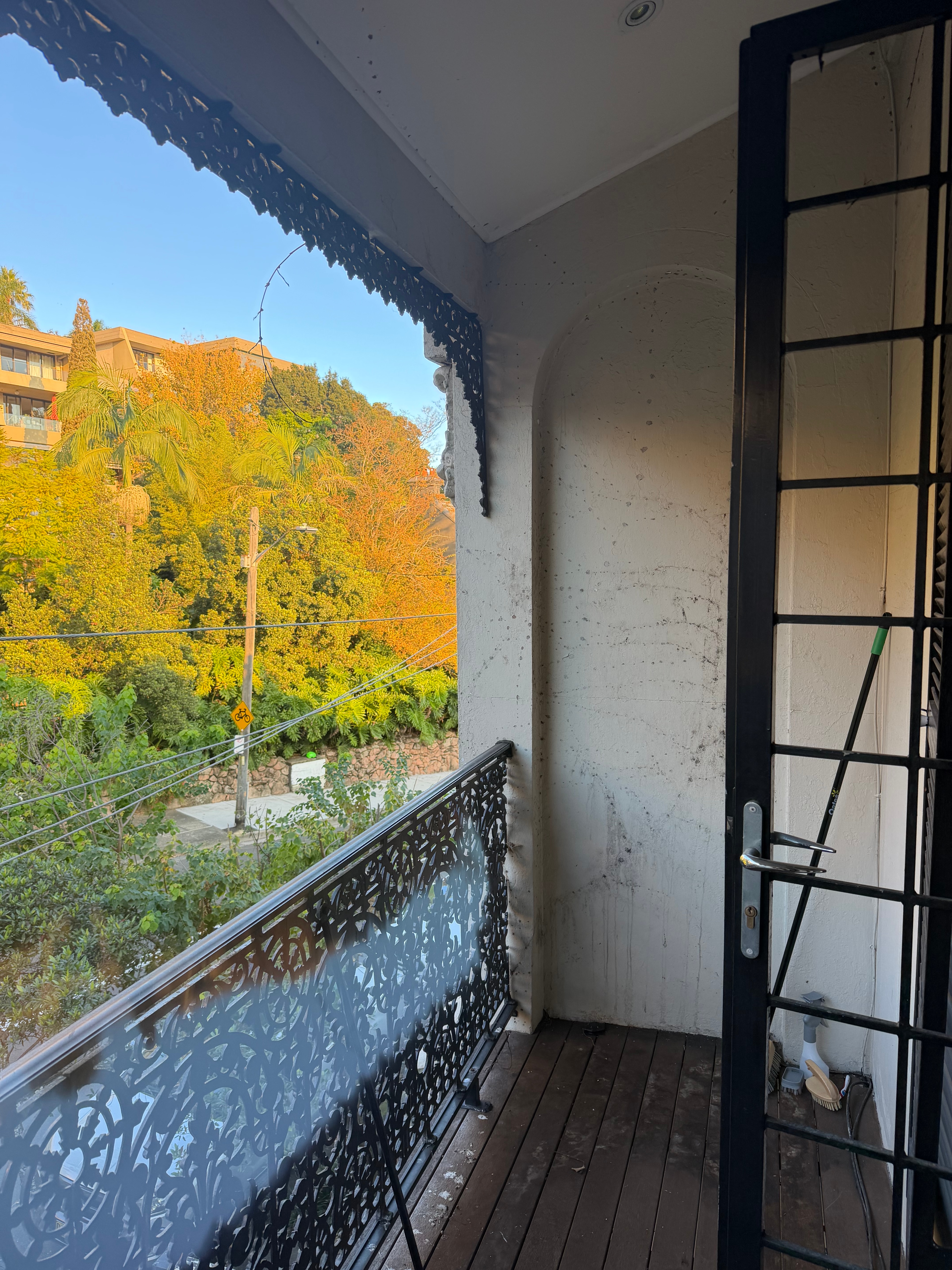 Photo of room in 2027 4