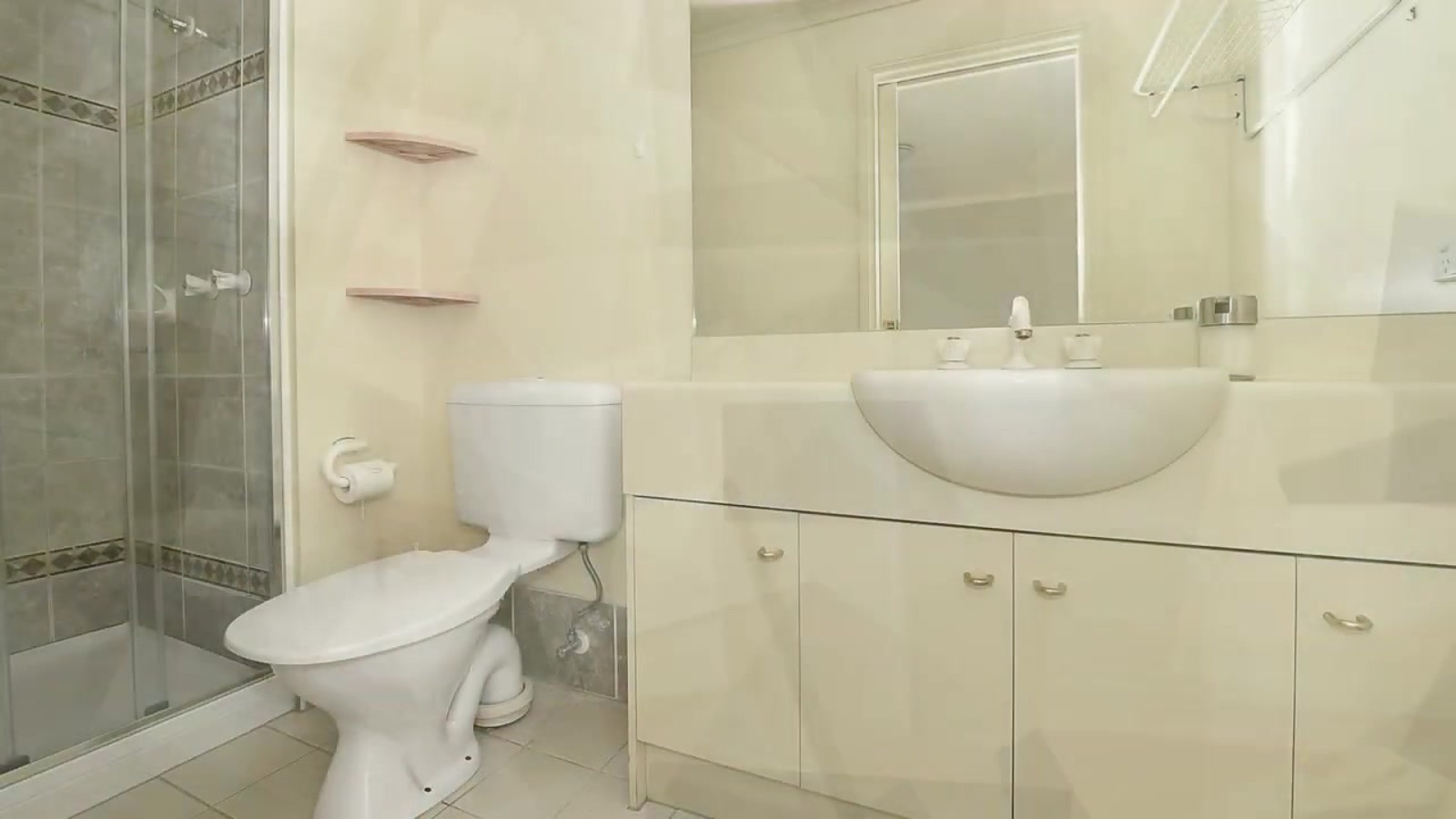 Photo of room in 3000 4