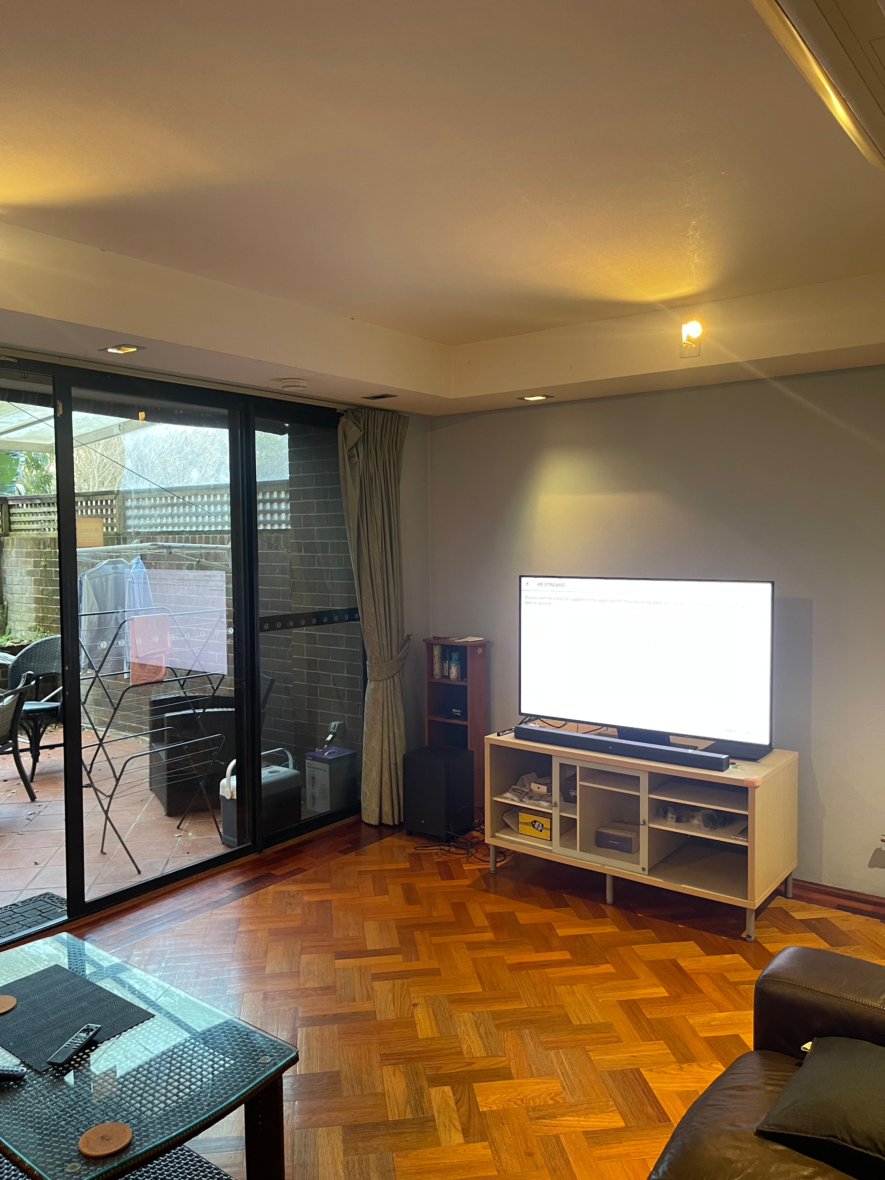 Photo of room in 2009 5