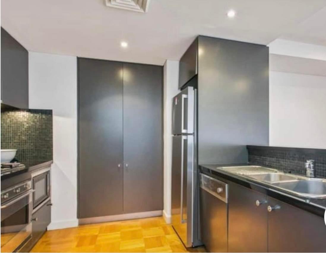 Photo of room in 2061 10