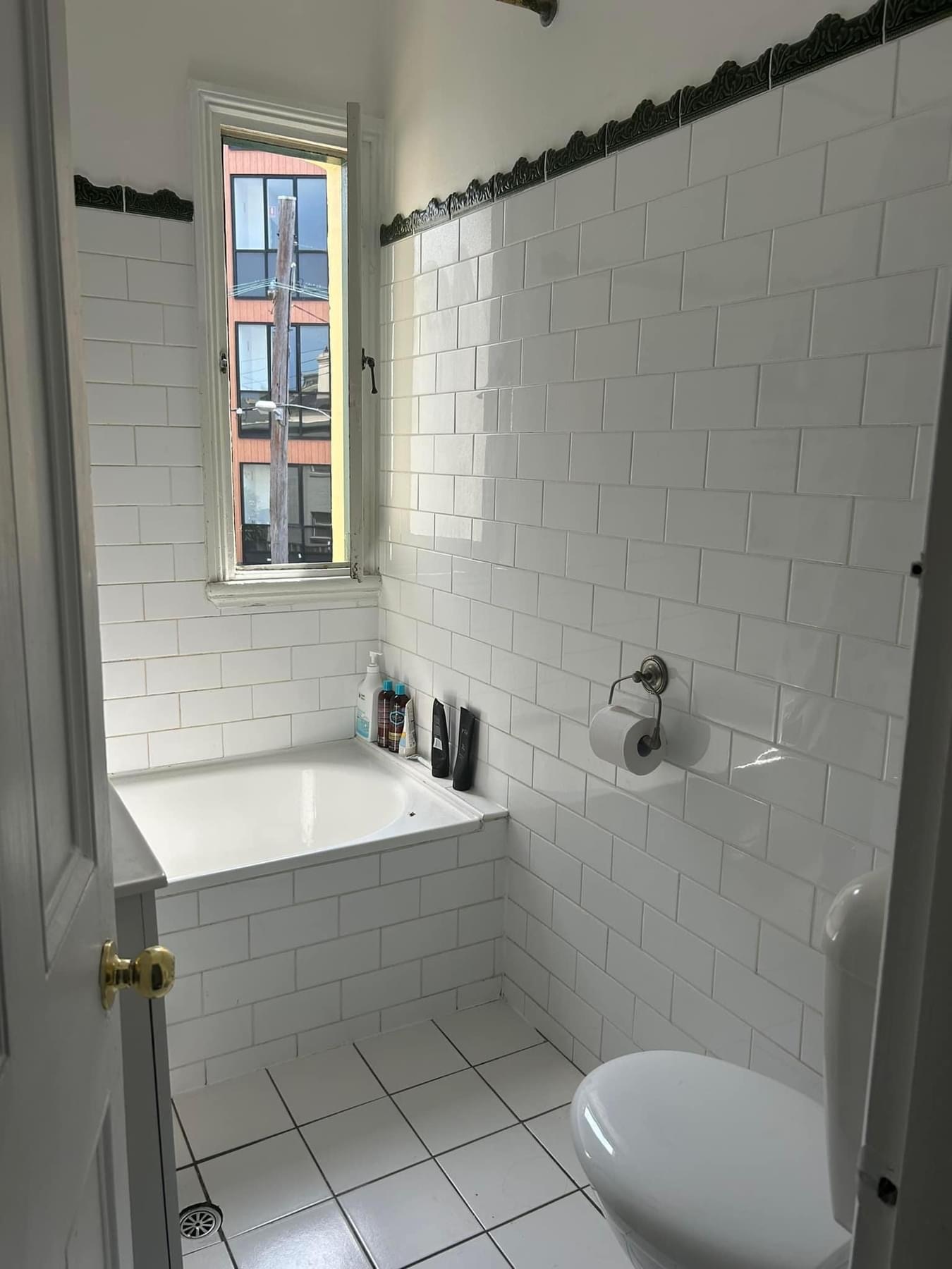 Photo of room in 2049 3