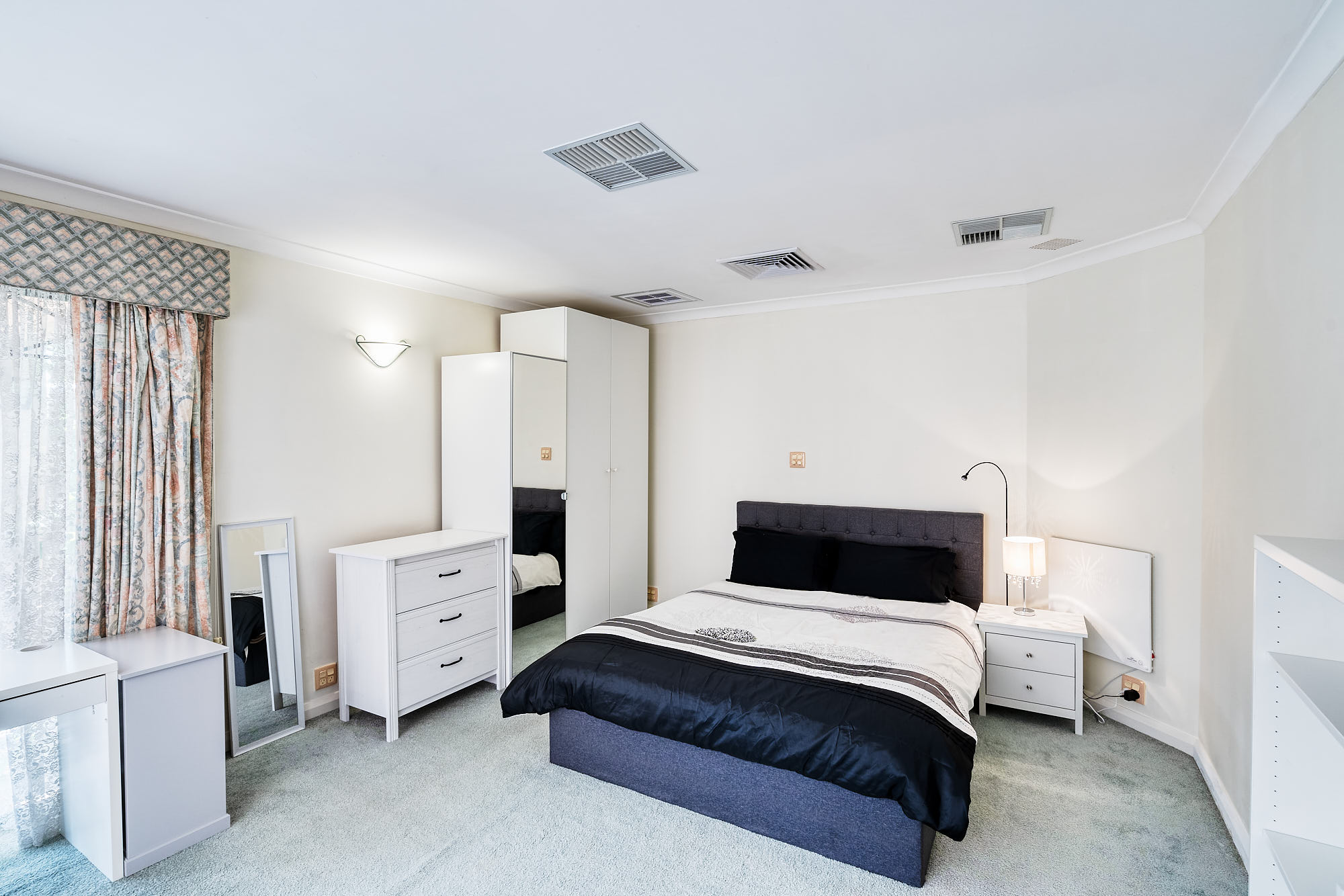 Photo of room in 6152 1