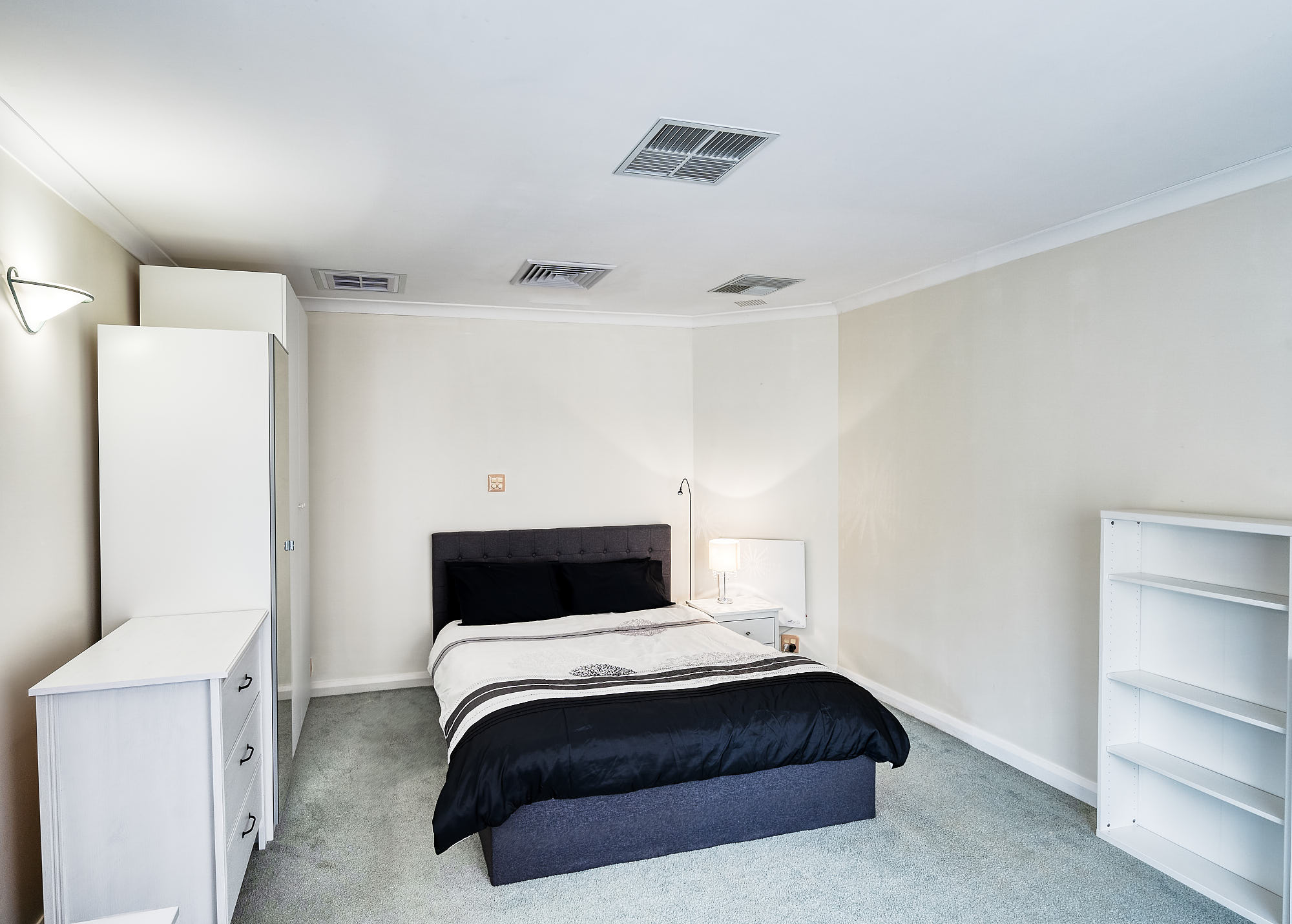 Photo of room in 6152 3